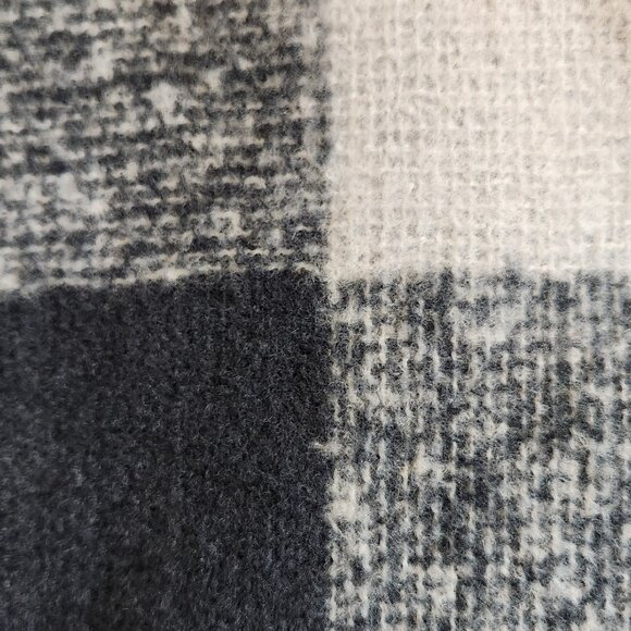 Just Cozy Blanket Scarf NWT - Picture 6 of 14